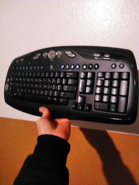 ⌨️Wireless Computer Keyboard