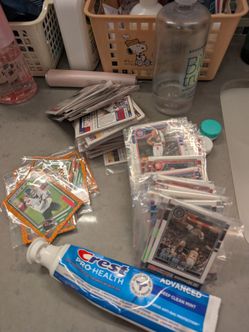 Halloween theme sport cards (3 card packs X 80)