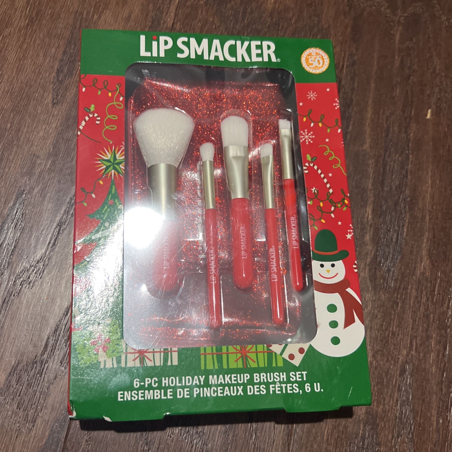 Lip smacked makeup brush set