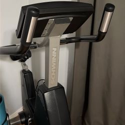Schwinn  910 Elite Exercise Bicycle 