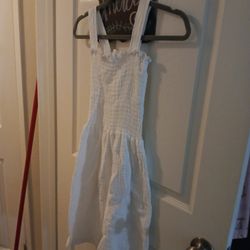 Girls White Dress Sise Med