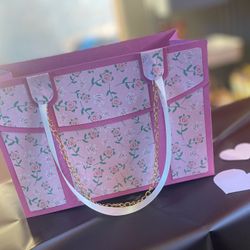 valentines/Mother’s day gift box