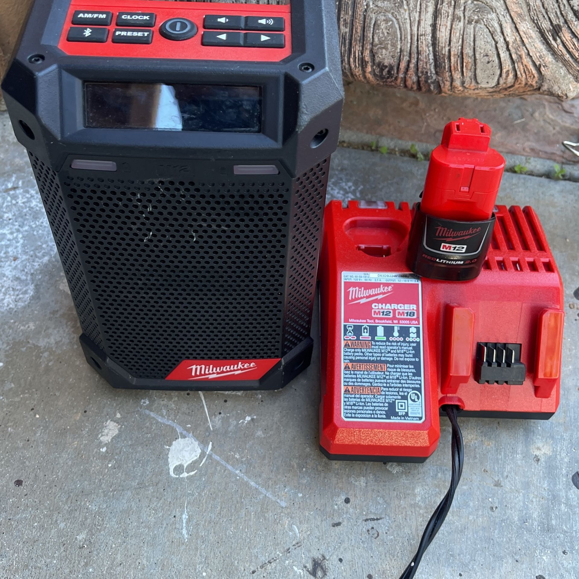 Milwaukee Speaks Battery And Charger