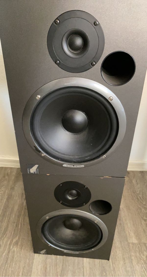 Event 20/20 Bas Studio Monitors (one is blown) for Sale in Tempe, AZ