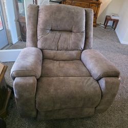 Oversized Recliner