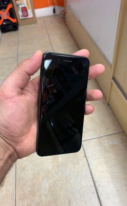 iPhone 8 Plus 64 gig unlock