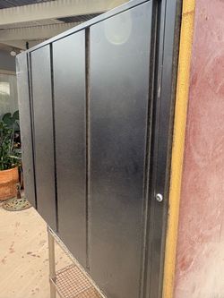 4 large door Professional Filing Cabinet