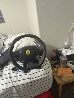 Gaming wheel works for all
