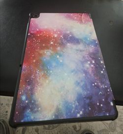 Lenova 10" Tablet With Magnetic Cover