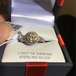 1/10ct Tw Diamond STERLING SILVER Size 7