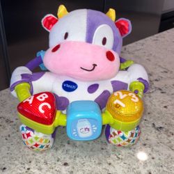 VTech Lil' Critters Moosical Beads – Musical Plush Cow