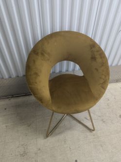 Modern single seat