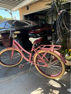 Huffy Beach Cruiser