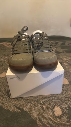 Simple OS suede men size 10