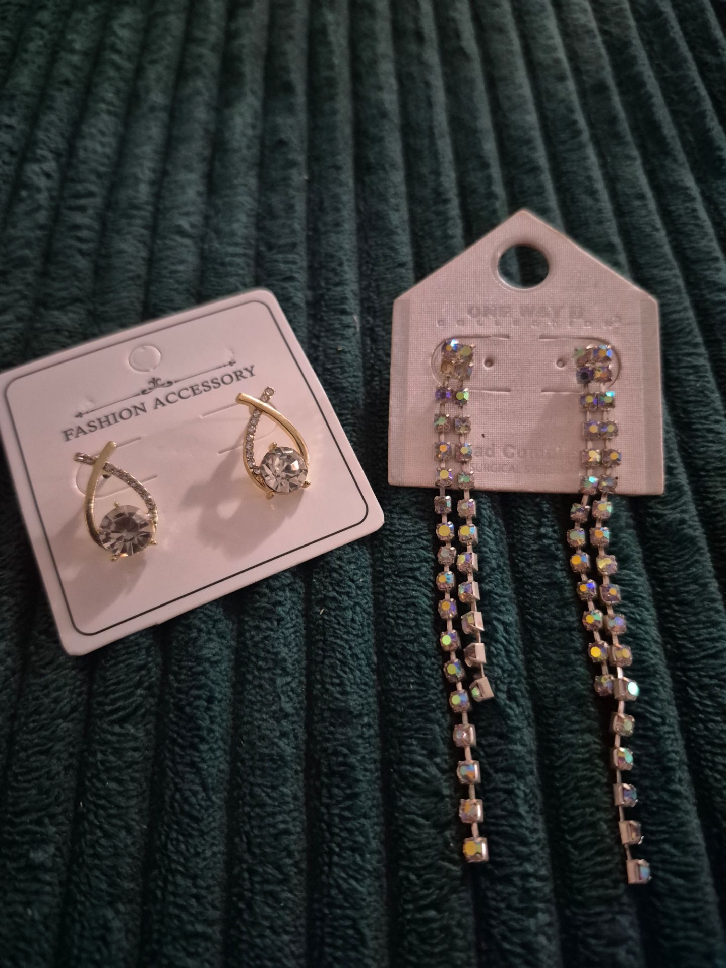 (2) PAIRS OF NEW EARRINGS SILVER TONE!