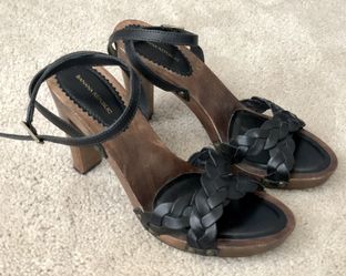 Banana Republic wooden heels with black leather - size 9