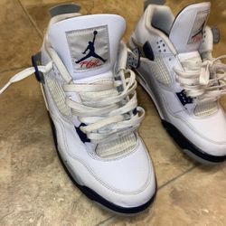 Jordan 4 Midnight Navy Size 10 