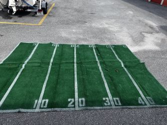 football field rug , Football Turf Runner green I Have  (2)  10 x 15 each 