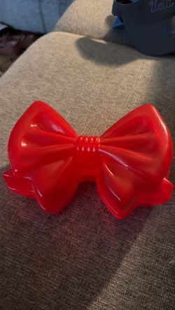 Way to Celebrate Bow Container Red Plastic Gift Box