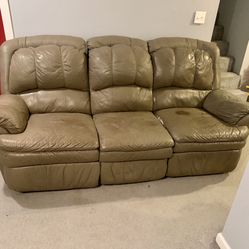 Sofa With 2 Recliners
