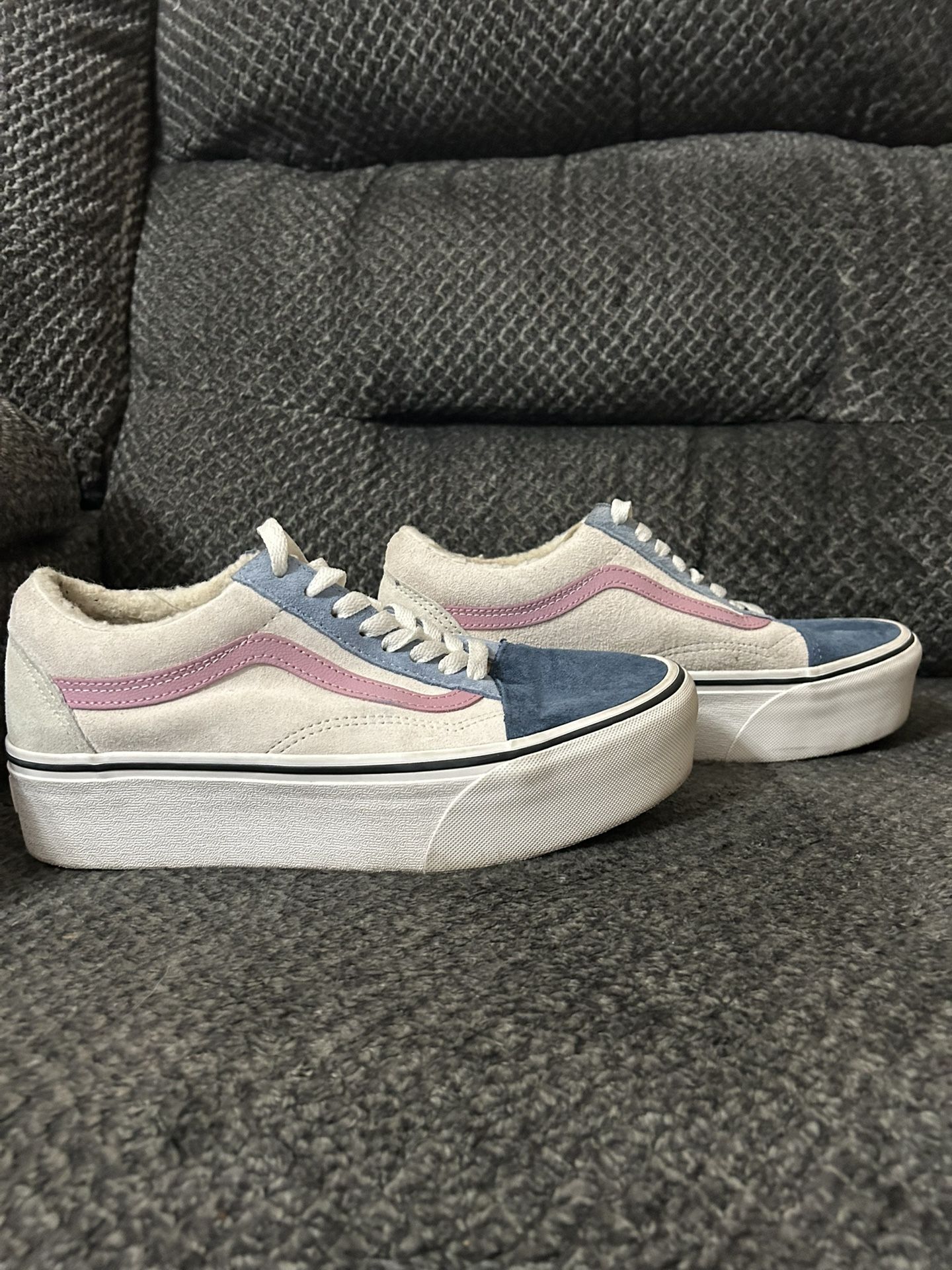 New Suede Old Skool Stackform Vans Size 6 1/2