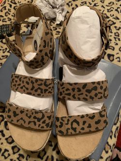 Cheetah Print Women’s Sandals Brand New In Box Size 9