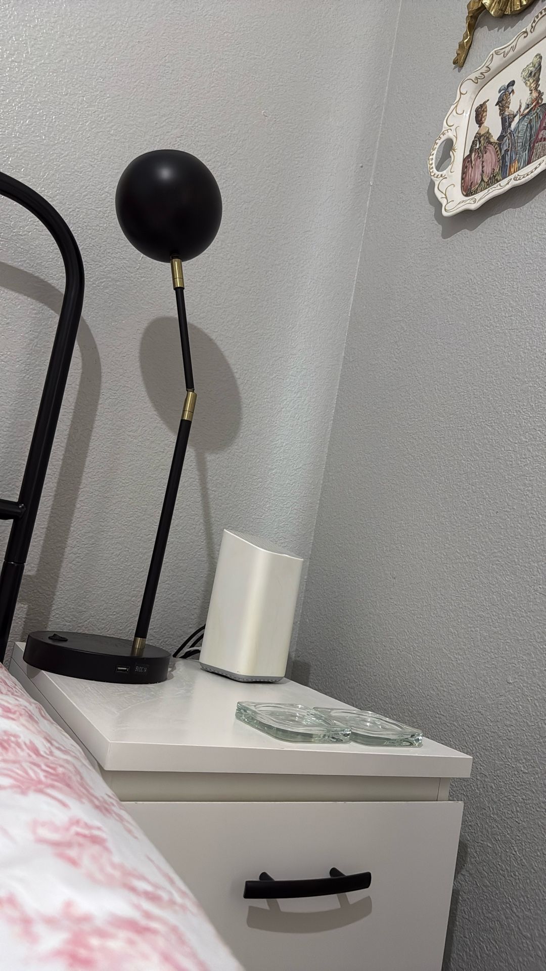 Two Black Lamps With USB Charger
