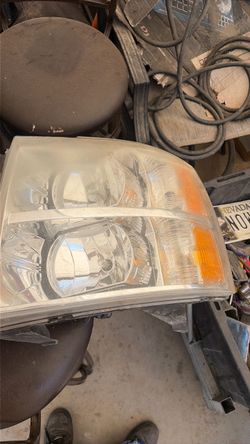 07to13 Silverado front lights