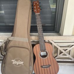 Cordoba’s mini II MH Guitar With Case