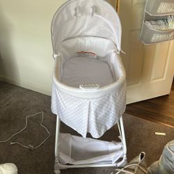 baby bassinet 