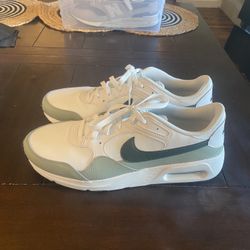 Nike Air’s Size 12