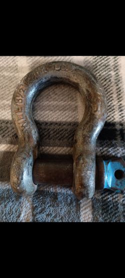 ANCHOR SHACKLE: WLL 8 1/2 Ton HK USA. ONLY $20
