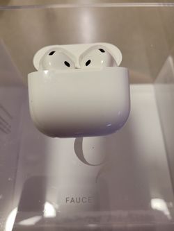 Apple Airpods 4 With Active Noise Cancelation