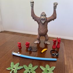 Jay and Silent Bob Suzanne orangutan Action Figures and Accessories Toys 