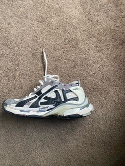 Balenciaga runners
