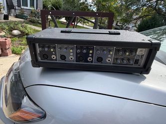 Peavey 4 Channel mixer