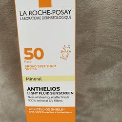 La Roche-Posay Anthelios Sunscreen SPF 50, Ultra-Light Fluid Broad Spectrum SPF 50, Face Sunscreen with Titanium Dioxide Mineral, Lightweight & Fast-A