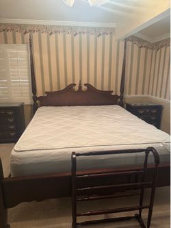Free Furniture in Woodland Hills!