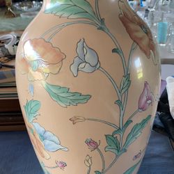 Floral vase - “Toyo” Hand Painted - No Chips