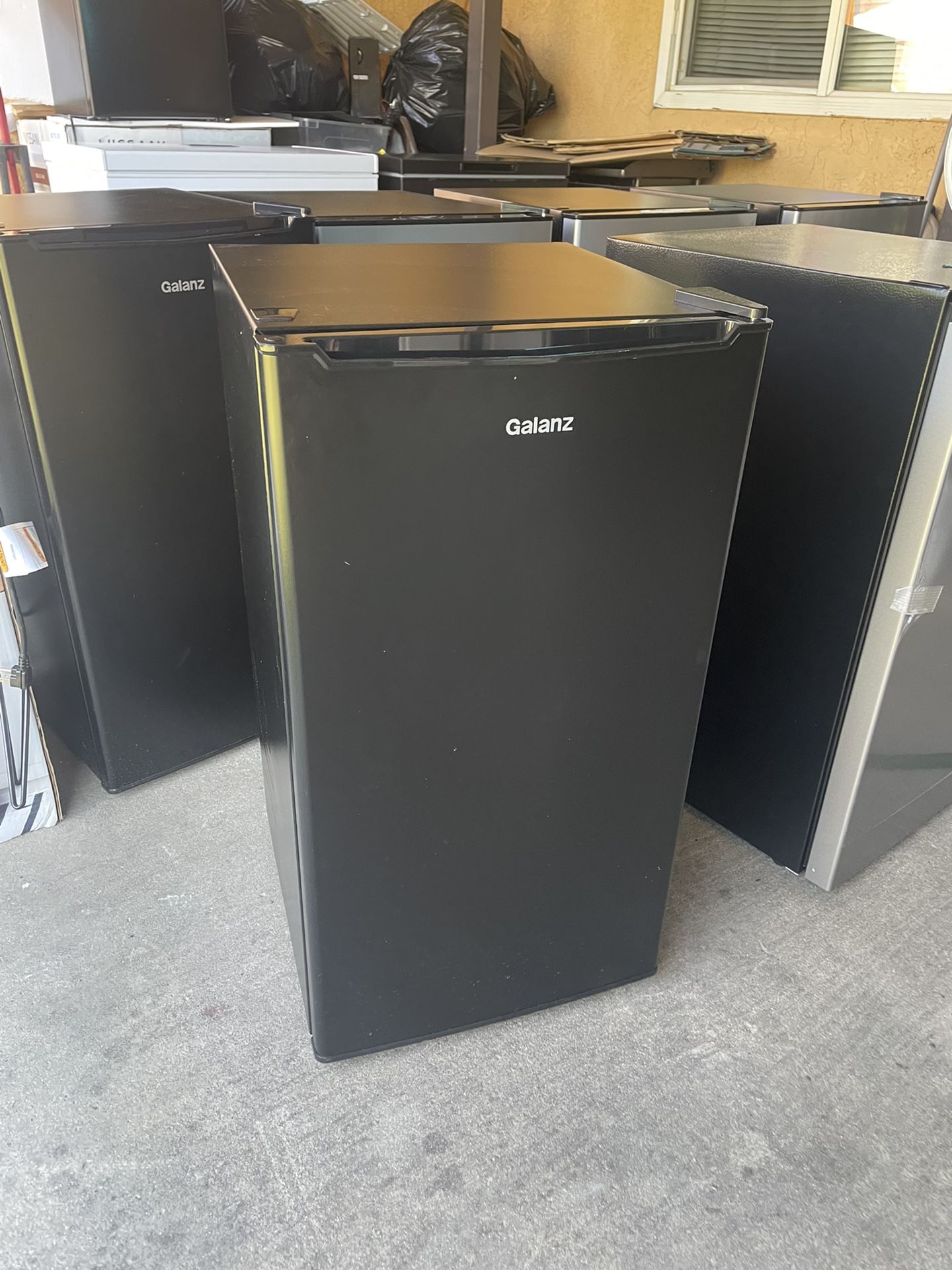 Galanz Single Door Minifridge