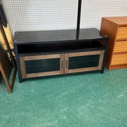 Tempered Glass Top TV Stand With Glass Storage Shelves 