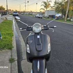 2014 Vespa Gts SUPER SPORT runs Great 