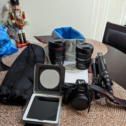 Canon M50. Canon 24-105mm F4. Canon 10-22mm F3.5.  Canon Mount Adapter EF-EOS M (for EF/EF-S). Haida M10 Filter Holder ND Filter. Prima Photo Tripod