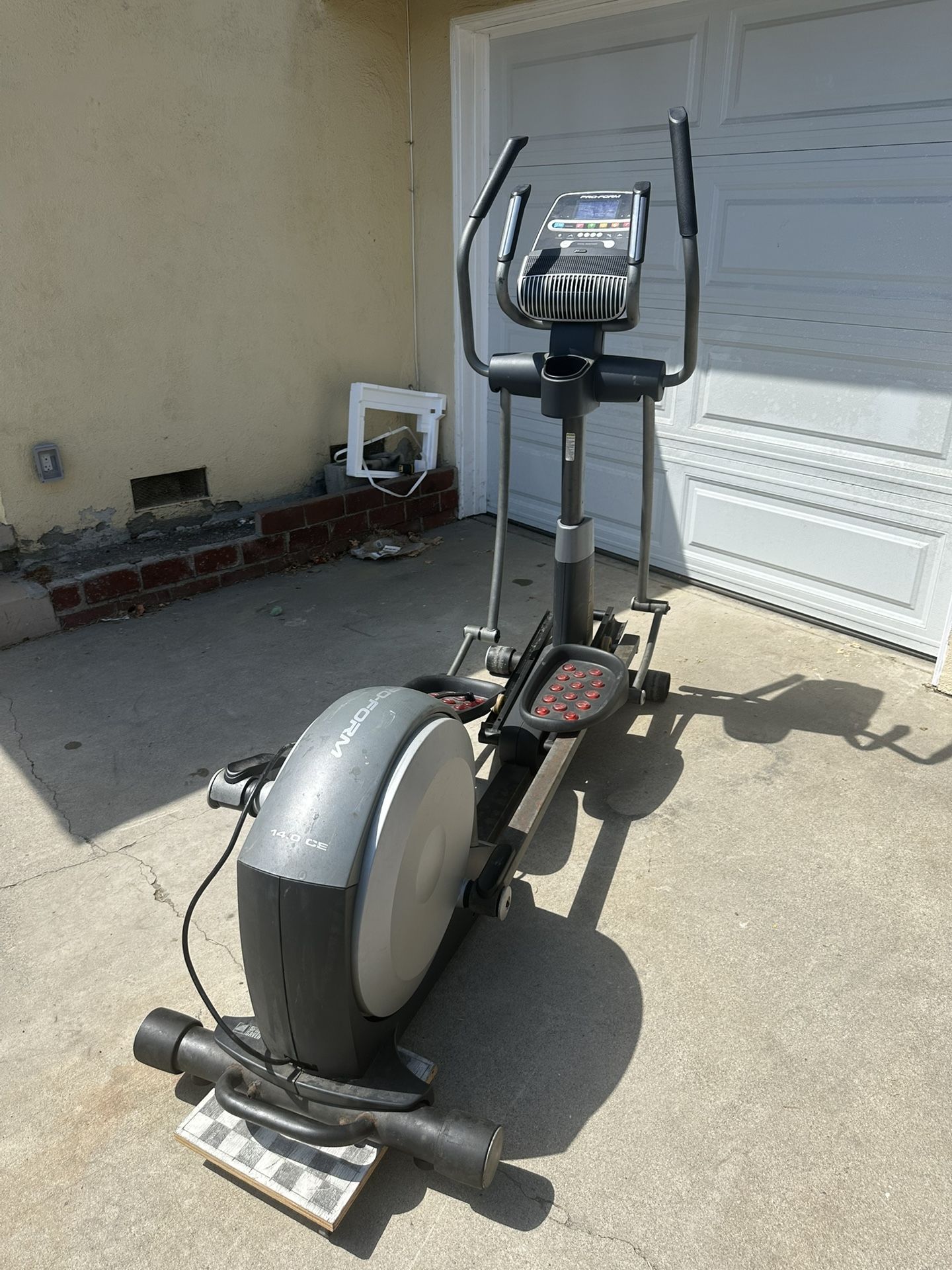 Pro Form I Fit Elliptical Used