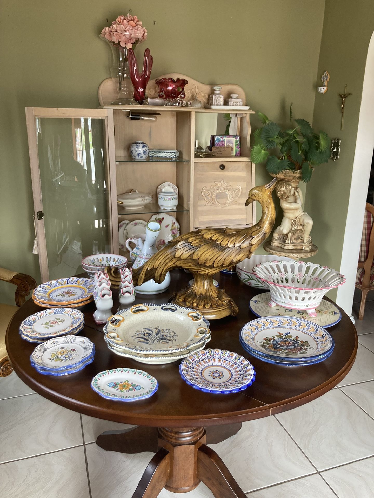 ✦ESTATE SALE BY APPOINTMENT✦