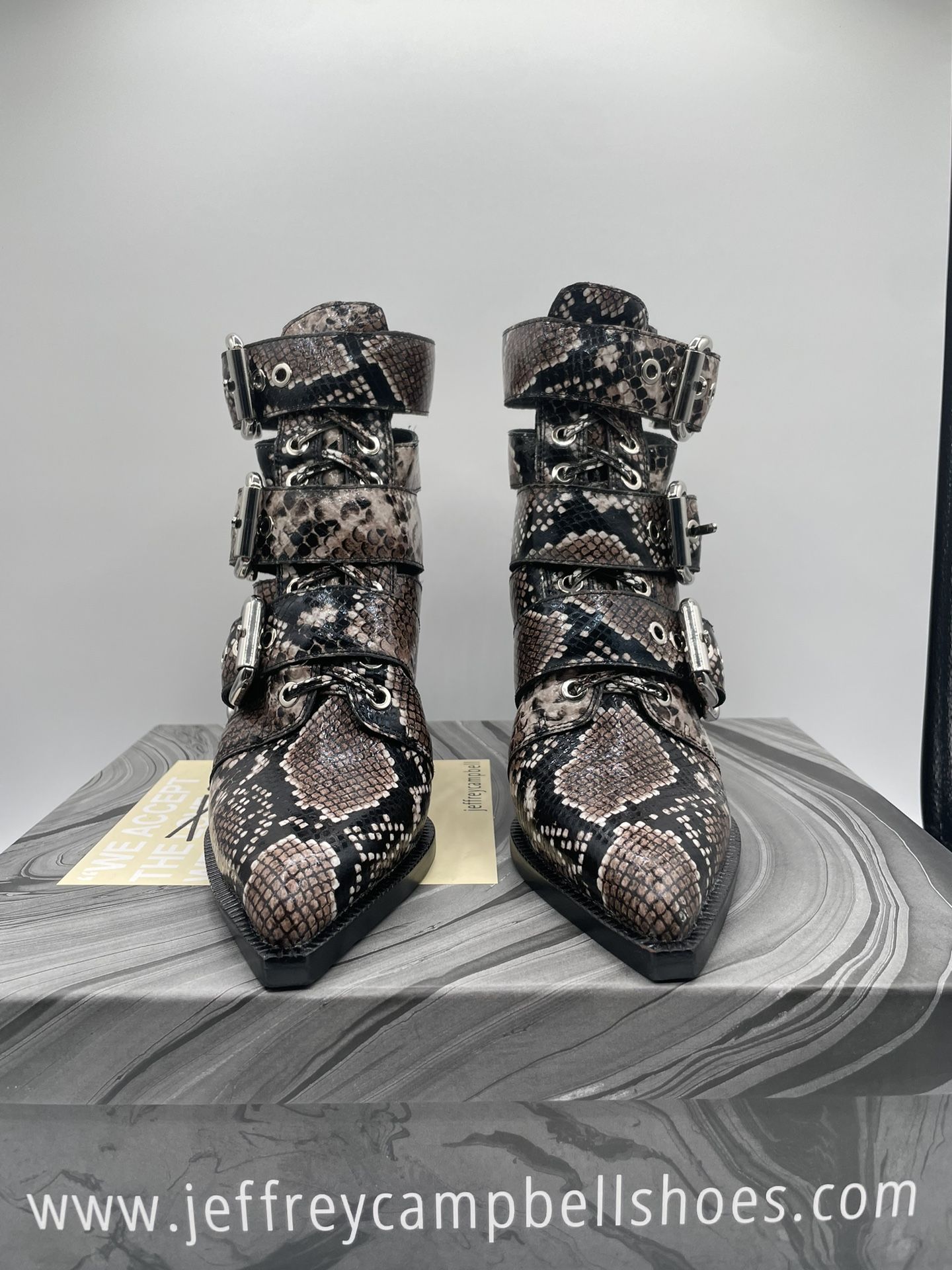 Jeffrey campbell 2025 caceres snake