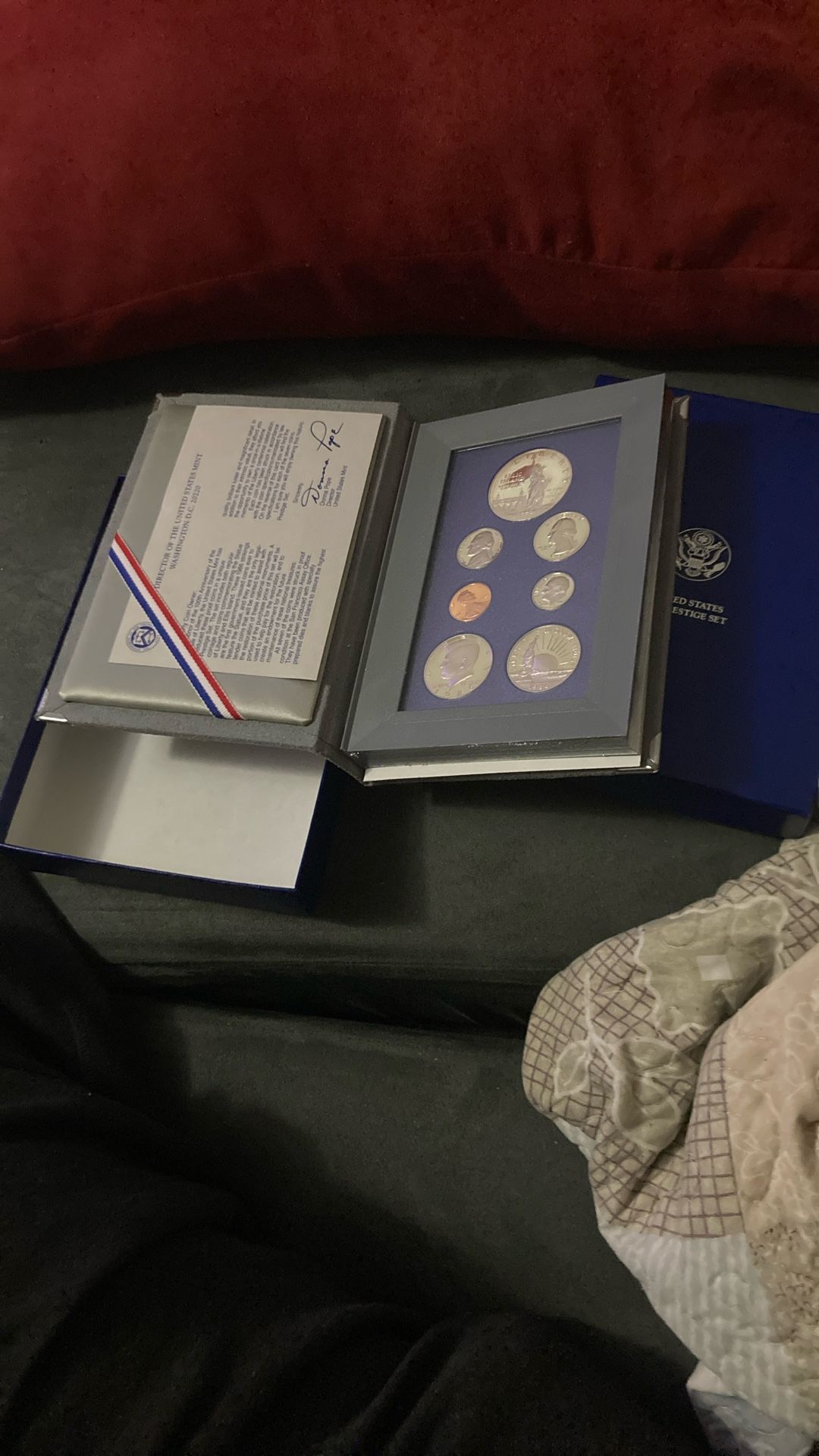 Two USA 1986 Prestige Coin Set