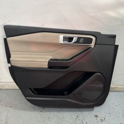 2020-2024 FORD EXPLORER XLT LEFT DRIVER FRONT INTERIOR DOOR PANEL OEM #251109