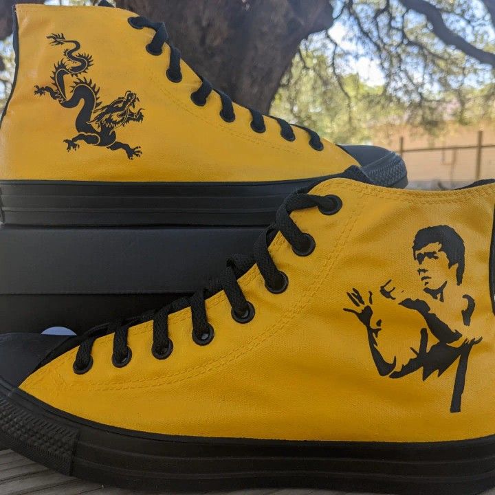 BRUCE LEE CUSTOM CONVERSE