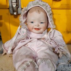 Ashton Drake MEAGAN ROSE Doll Yolanda Bello Heaven Scent Babies